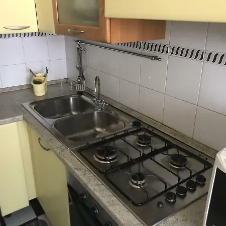Apartament Leoni Charminghouse Mediolan