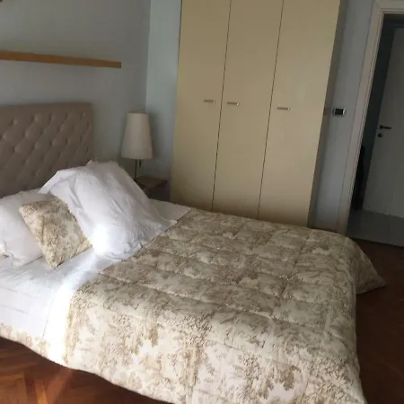 Apartament Leoni Charminghouse Mediolan