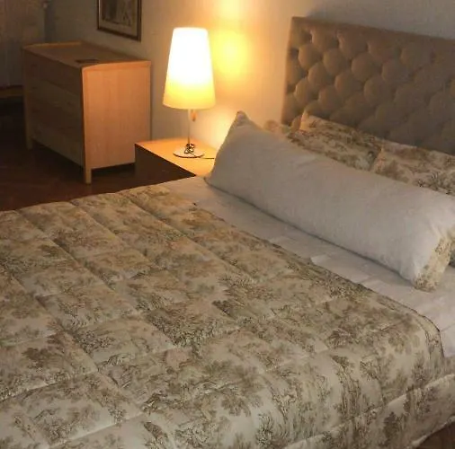 Leoni Charminghouse Apartment